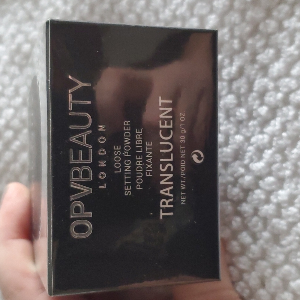 Opvbeauty London translucent setting powder 1 oz